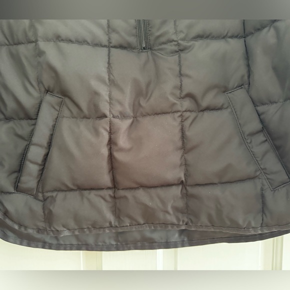 NWT! Hollister Gilly Hicks puffer 1/2 zip! - Picture 2 of 3